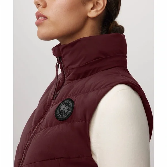 Canada Goose Burgundy Puffer Vest - Picture 4 of 4